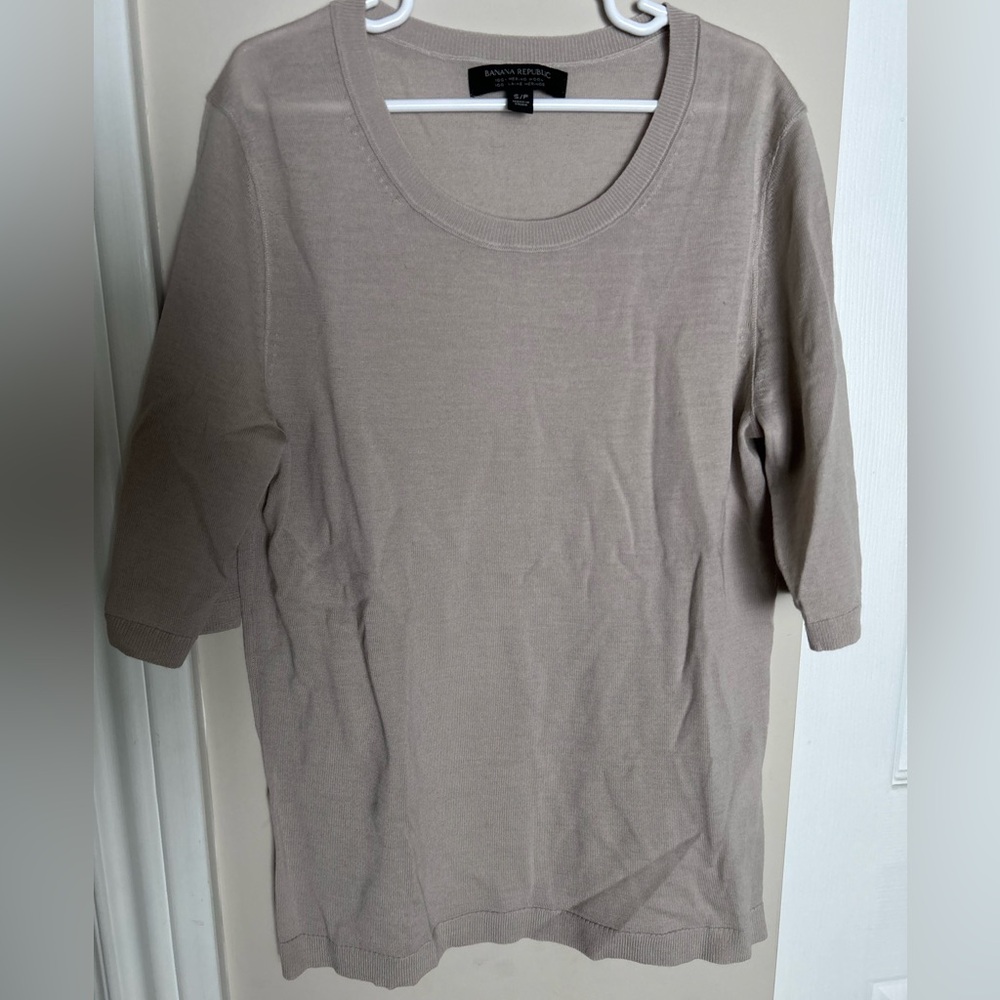 Banana Republic 100% Merino Wool shirt